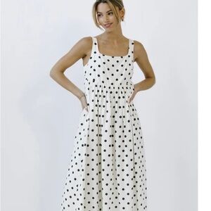 Elegant Black and White Polka Dot Maxi Dress